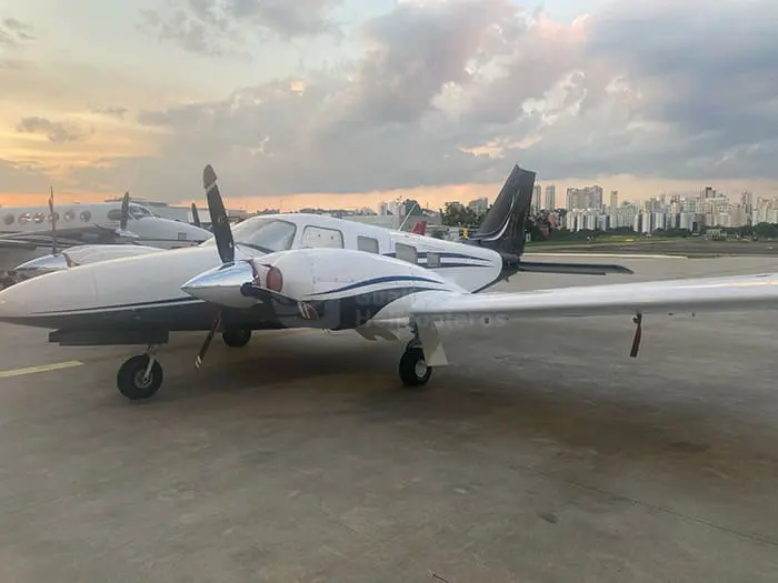 SENECA V – PA-34-220T 2013 completo