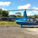 Helicóptero Robinson R66 Turbine 2012 azul com listras laterais à venda na Gualter Helicópteros